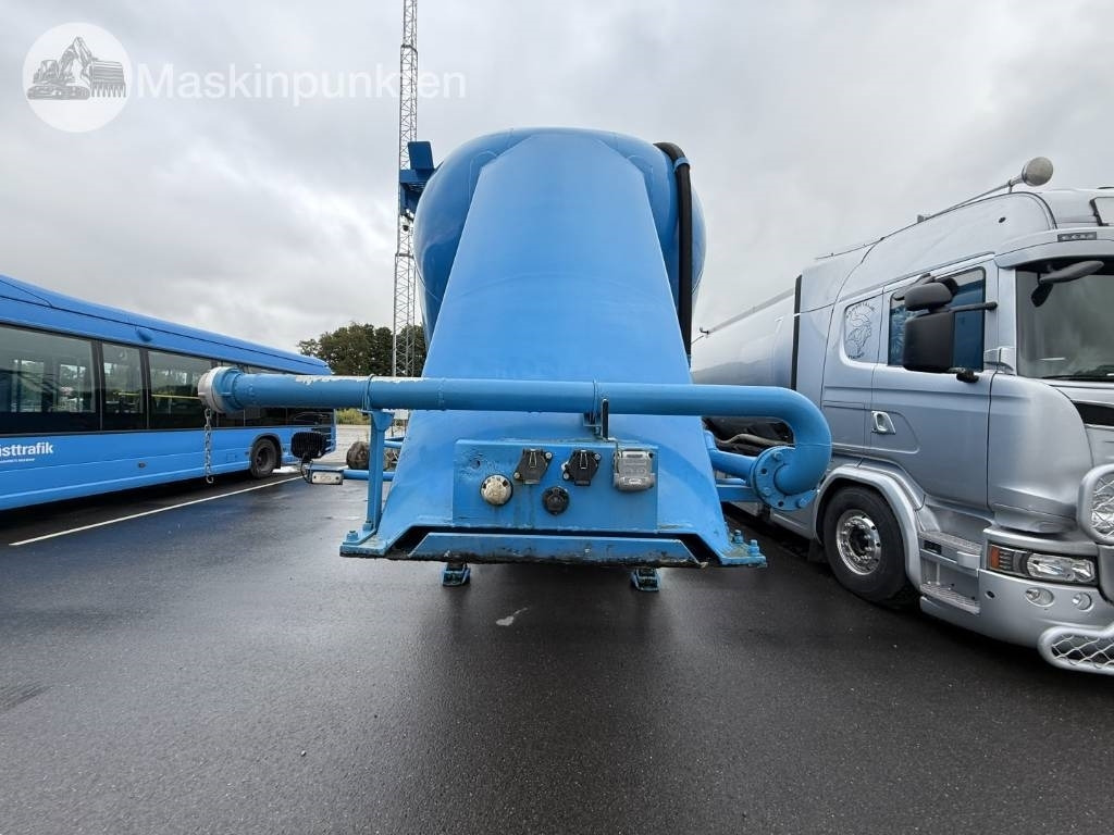 Interconsult Bulktrailer - Tank semi-trailer: picture 2 Interconsult Bulktrailer - Tank semi-trailer: picture 2