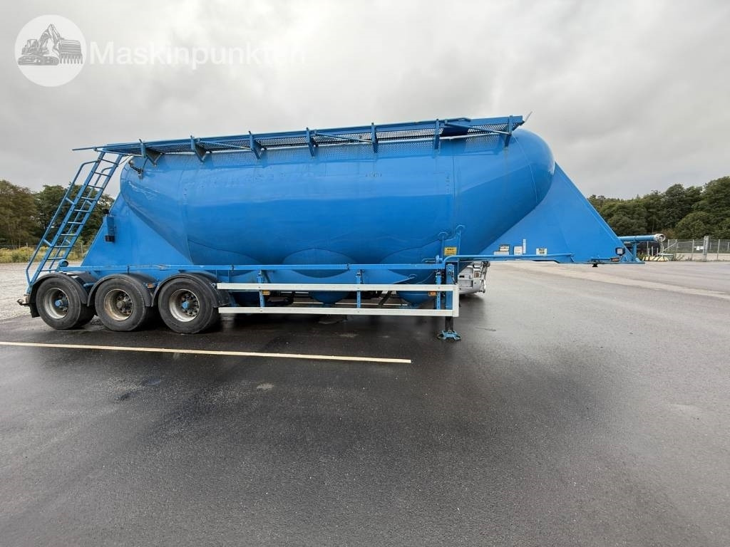 Interconsult Bulktrailer - Tank semi-trailer: picture 4 Interconsult Bulktrailer - Tank semi-trailer: picture 4