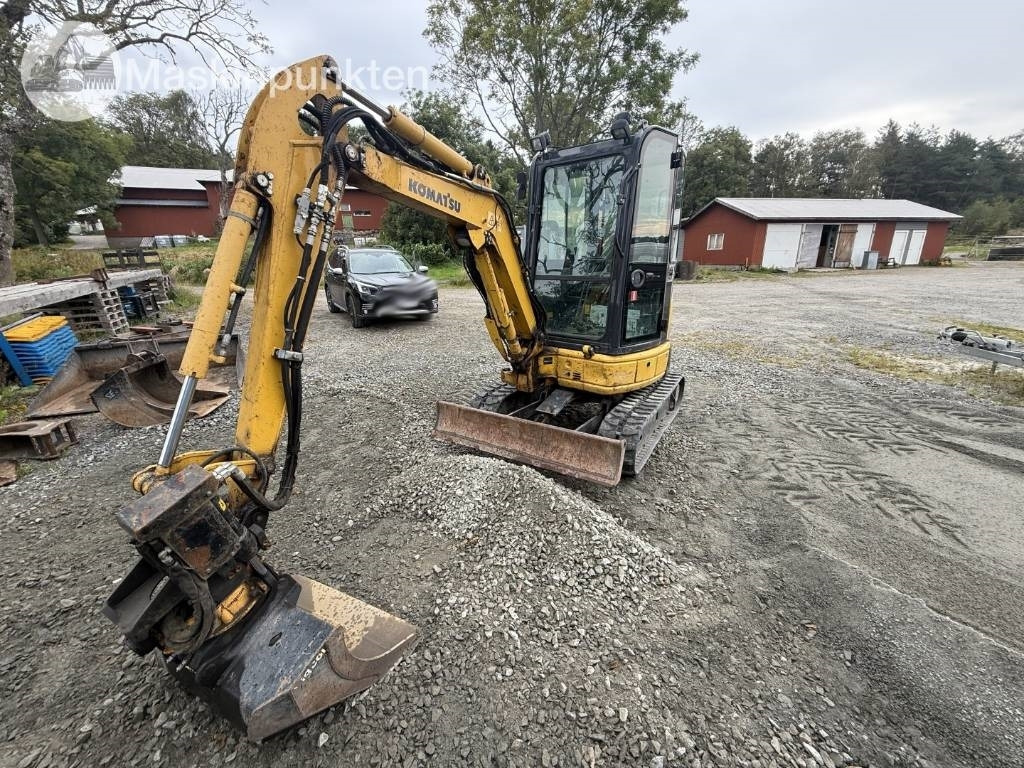 Komatsu PC 26 MR - Mini excavator: picture 1 Komatsu PC 26 MR - Mini excavator: picture 1