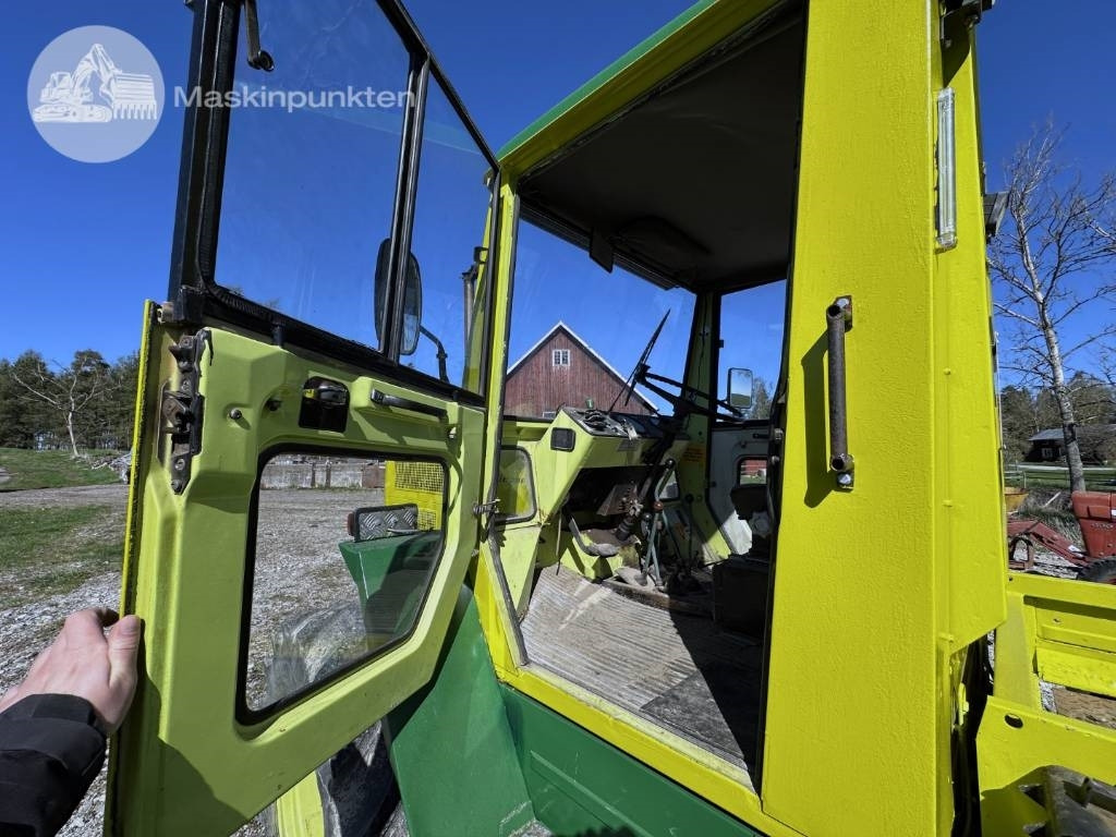 Farm tractor Mercedes-Benz MB Trac 700: picture 25