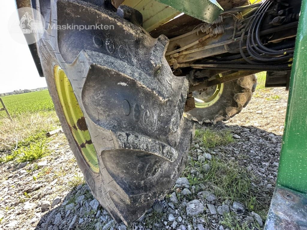 Farm tractor Mercedes-Benz MB Trac 700: picture 17