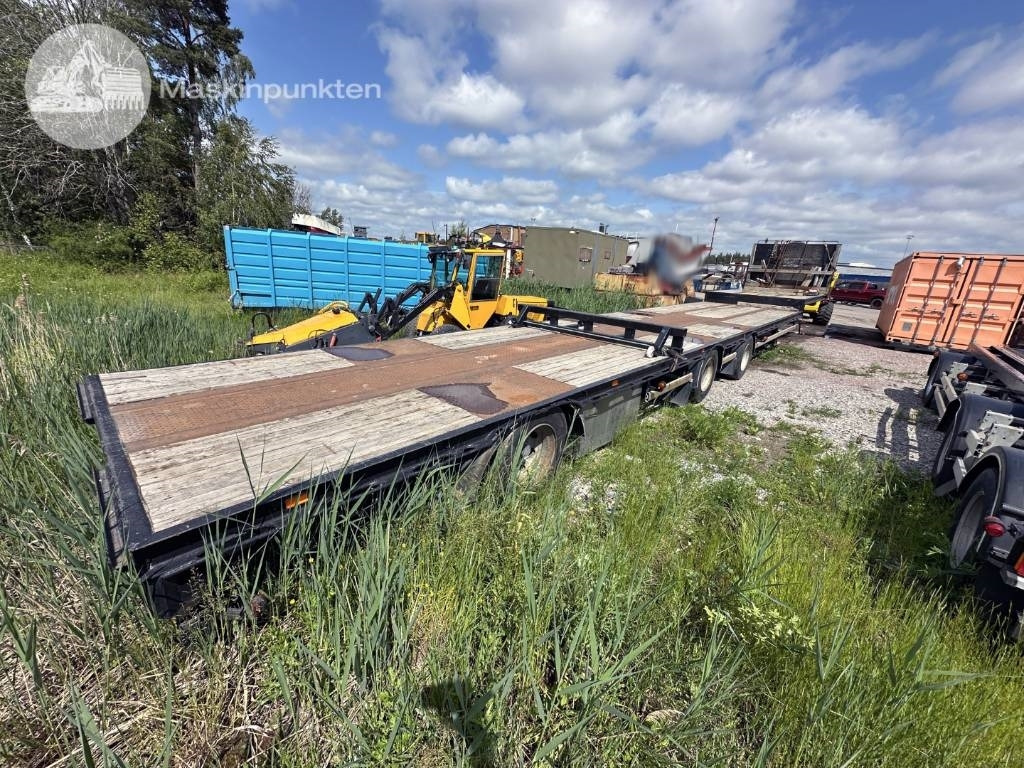 Renders RZOC 16.30 JUMBO - Dropside/ Flatbed semi-trailer: picture 5 Renders RZOC 16.30 JUMBO - Dropside/ Flatbed semi-trailer: picture 5