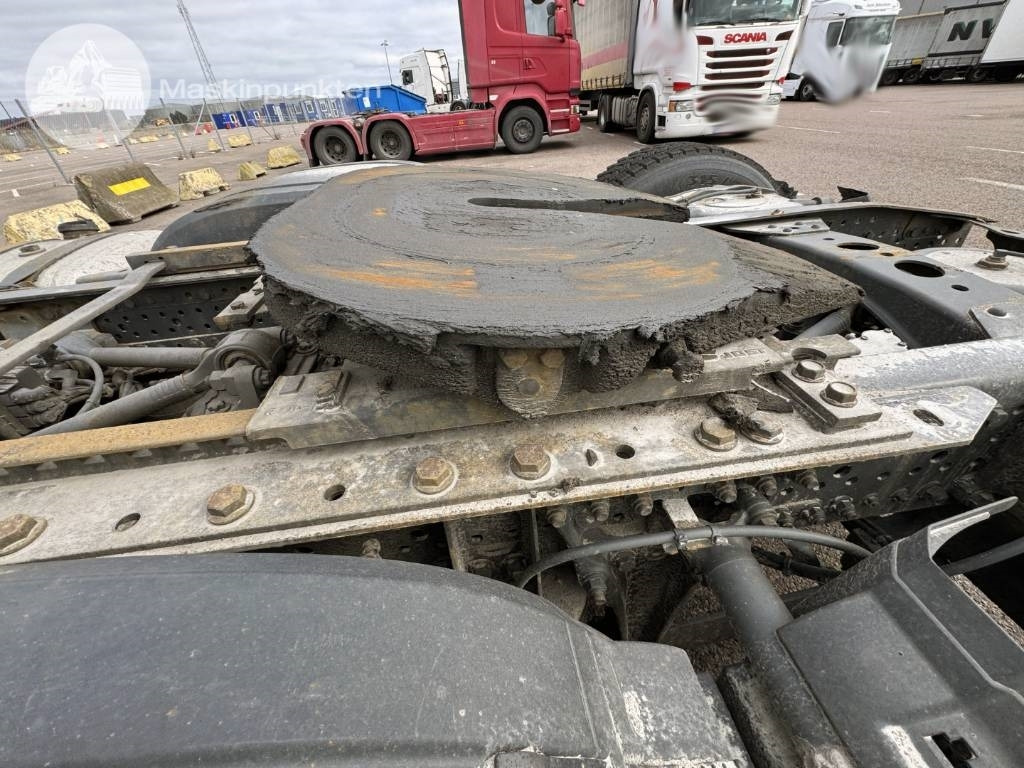 Tractor unit Mercedes-Benz Actros 2551: picture 33
