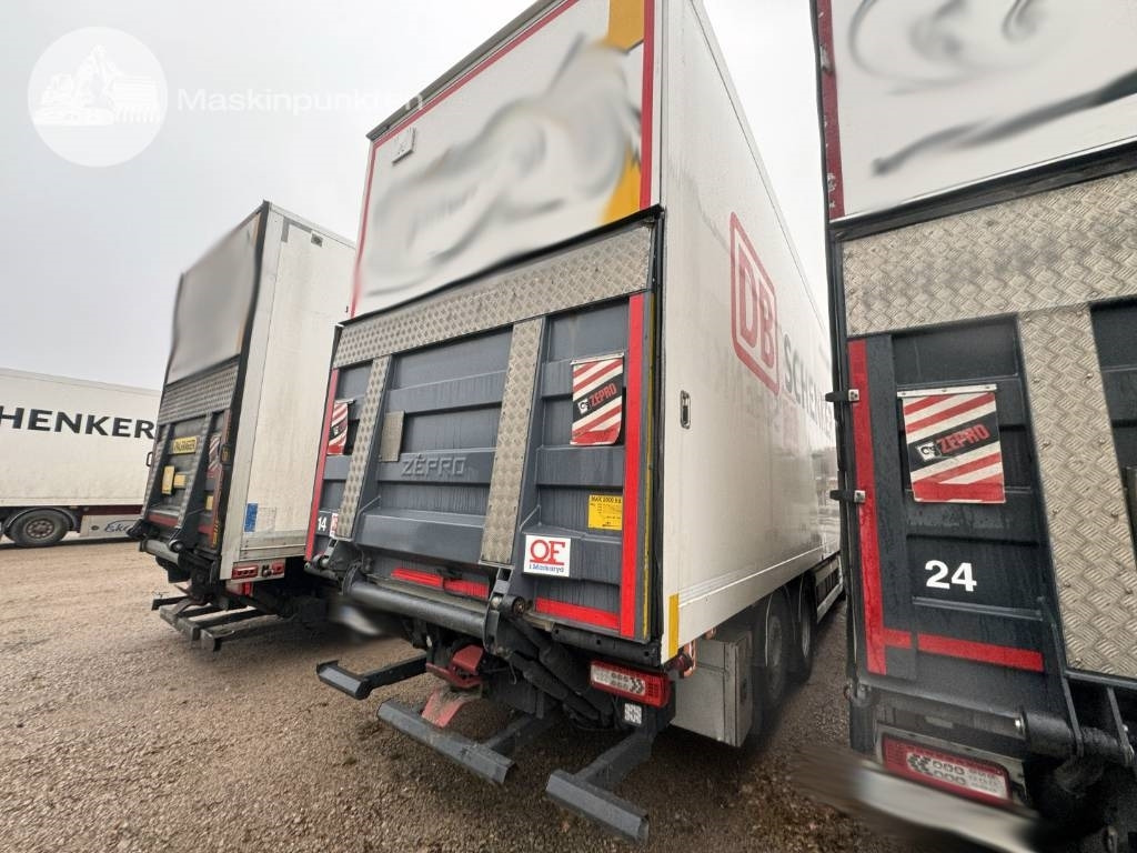 Volvo FH 500 - Box truck: picture 5 Volvo FH 500 - Box truck: picture 5