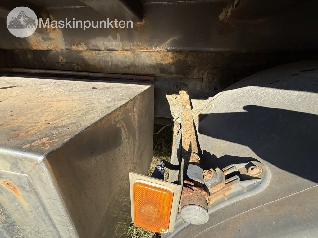 Tipper Volvo FM 12: picture 29