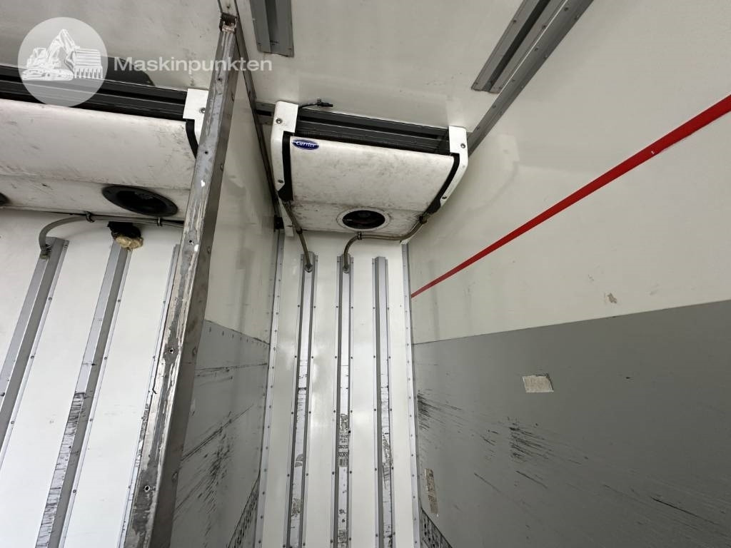 Refrigerator truck Volvo FM 340: picture 39