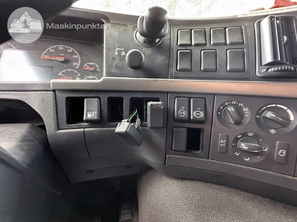 Box truck Volvo FM 9 300: picture 33