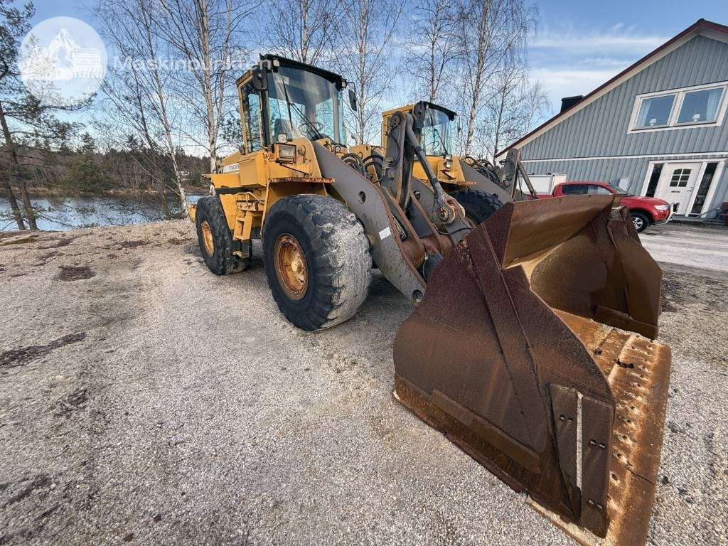 Volvo L 120 C - Wheel loader: picture 2 Volvo L 120 C - Wheel loader: picture 2