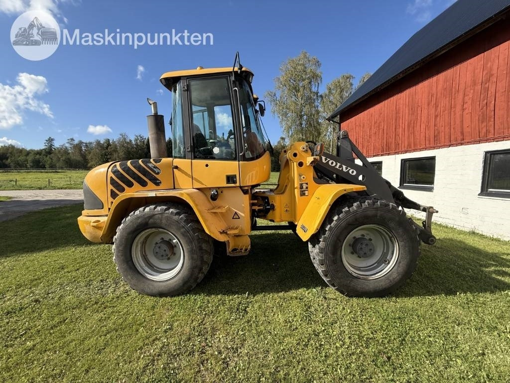 Volvo L 40 B  - Wheel loader: picture 4 Volvo L 40 B  - Wheel loader: picture 4