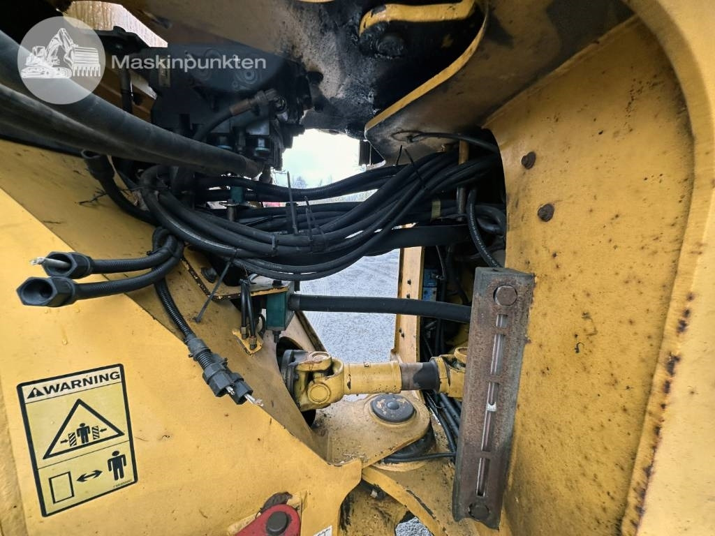 Wheel loader Volvo L 90 E: picture 43