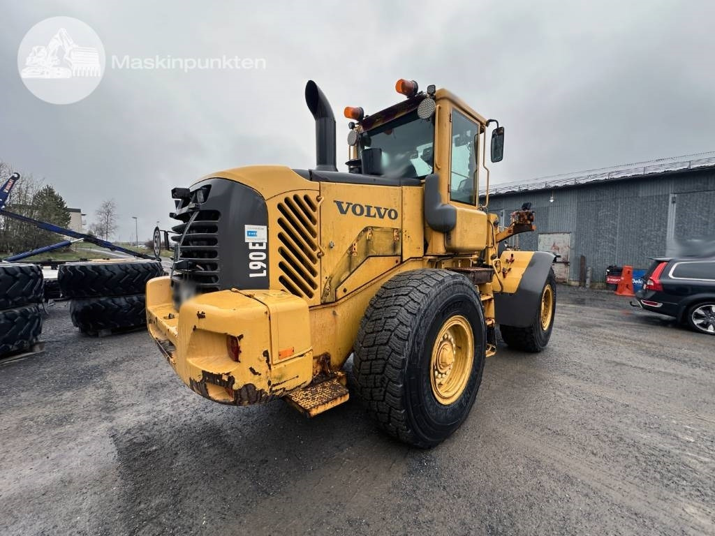Wheel loader Volvo L 90 E: picture 6
