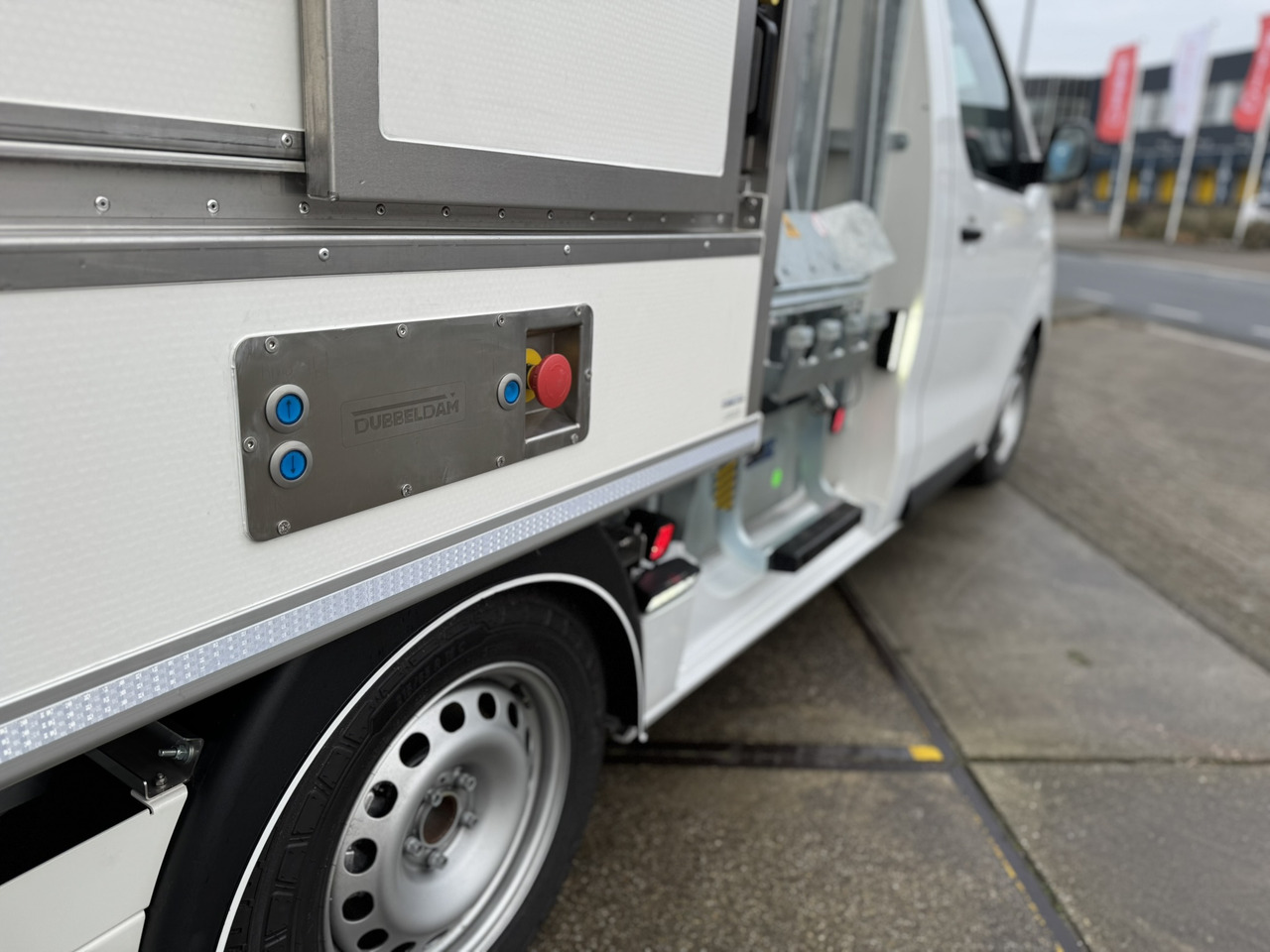 Citroen E-Jumpy veegvuil zijbelader seitenlader mullfahrzeug - Tipper van, Electric van: picture 5 Citroen E-Jumpy veegvuil zijbelader seitenlader mullfahrzeug - Tipper van, Electric van: picture 5