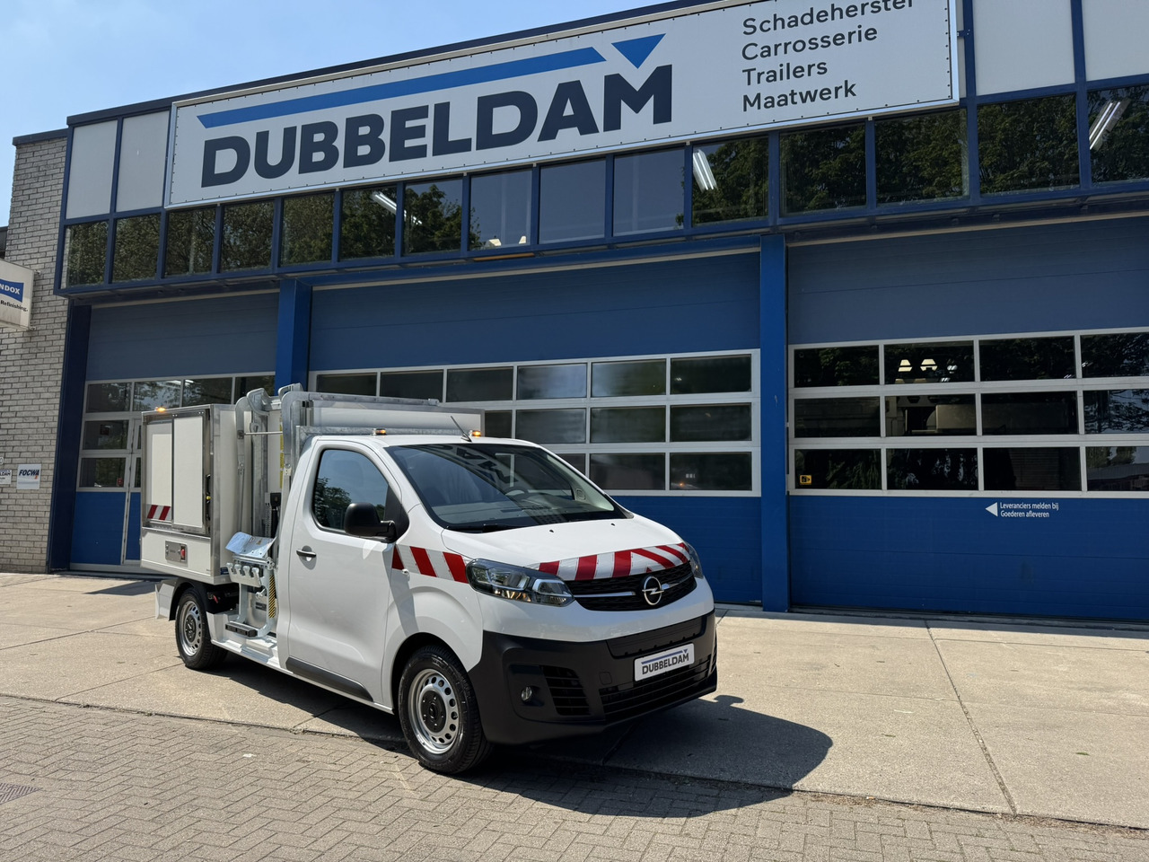 Opel E-Vivaro Sammelfahrzeug - Tipper van, Electric van: picture 4 Opel E-Vivaro Sammelfahrzeug - Tipper van, Electric van: picture 4