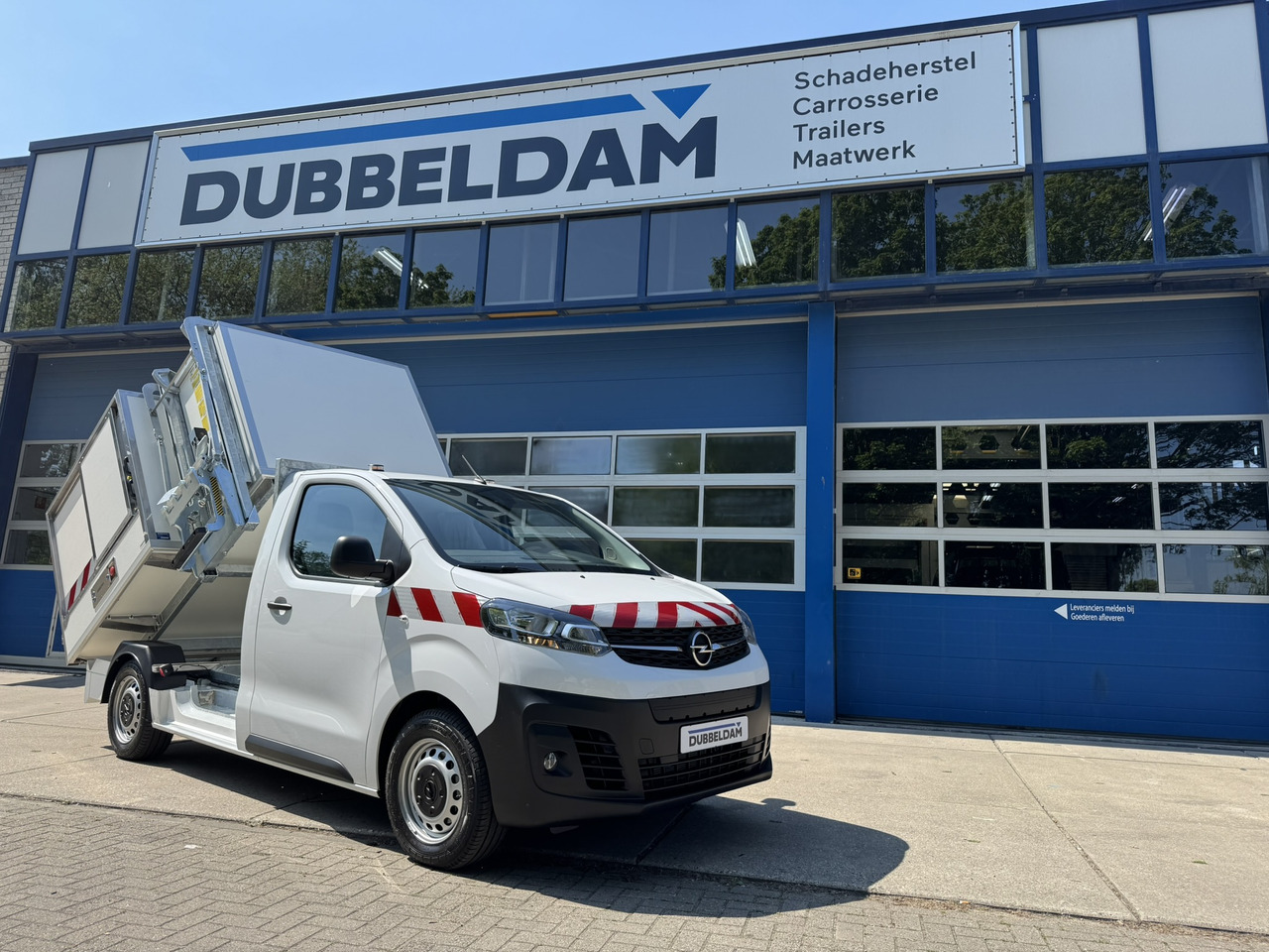 Opel E-Vivaro Sammelfahrzeug - Tipper van, Electric van: picture 1 Opel E-Vivaro Sammelfahrzeug - Tipper van, Electric van: picture 1