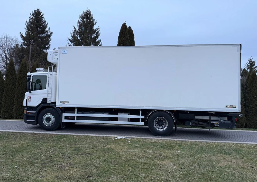 Scania P 280 CHEREAU CARRIER HAKÓWKA - Refrigerator truck: picture 5 Scania P 280 CHEREAU CARRIER HAKÓWKA - Refrigerator truck: picture 5