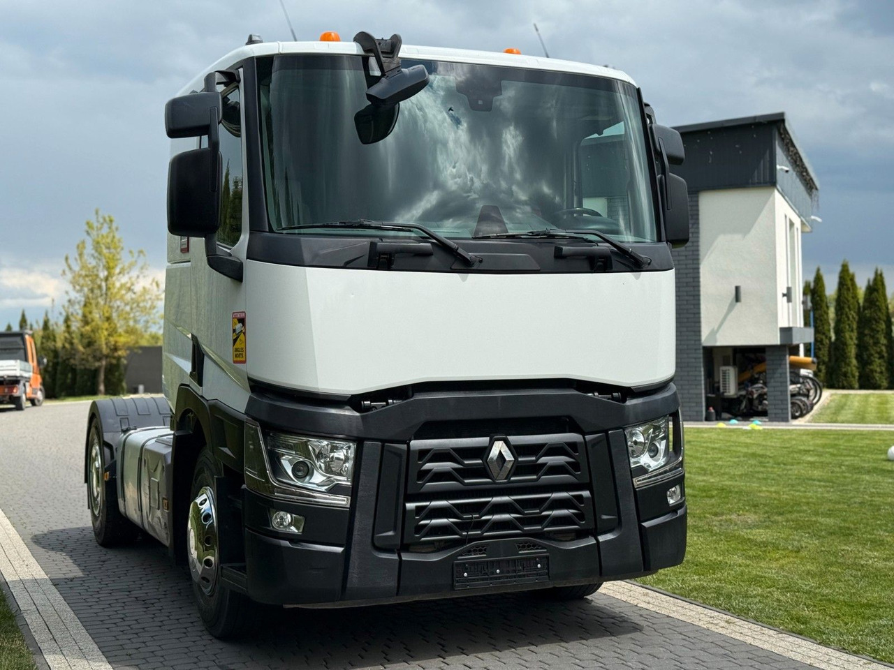 Renault T 460 RETARDER HYDRAULIC - Tractor unit: picture 3 Renault T 460 RETARDER HYDRAULIC - Tractor unit: picture 3