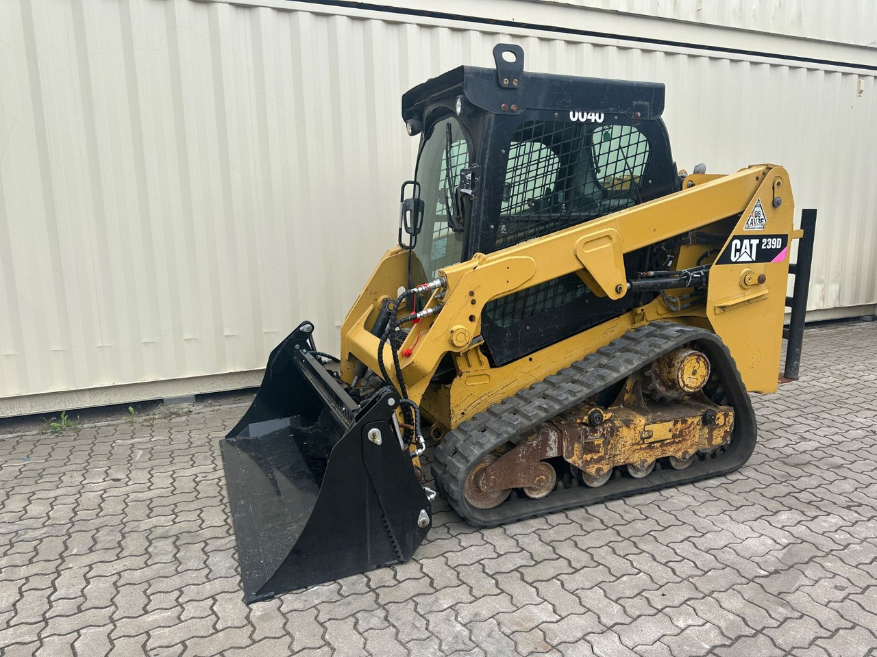 Compact track loader CAT 239D / 2018 BJ / 1.427 H / CE / CAB: picture 1