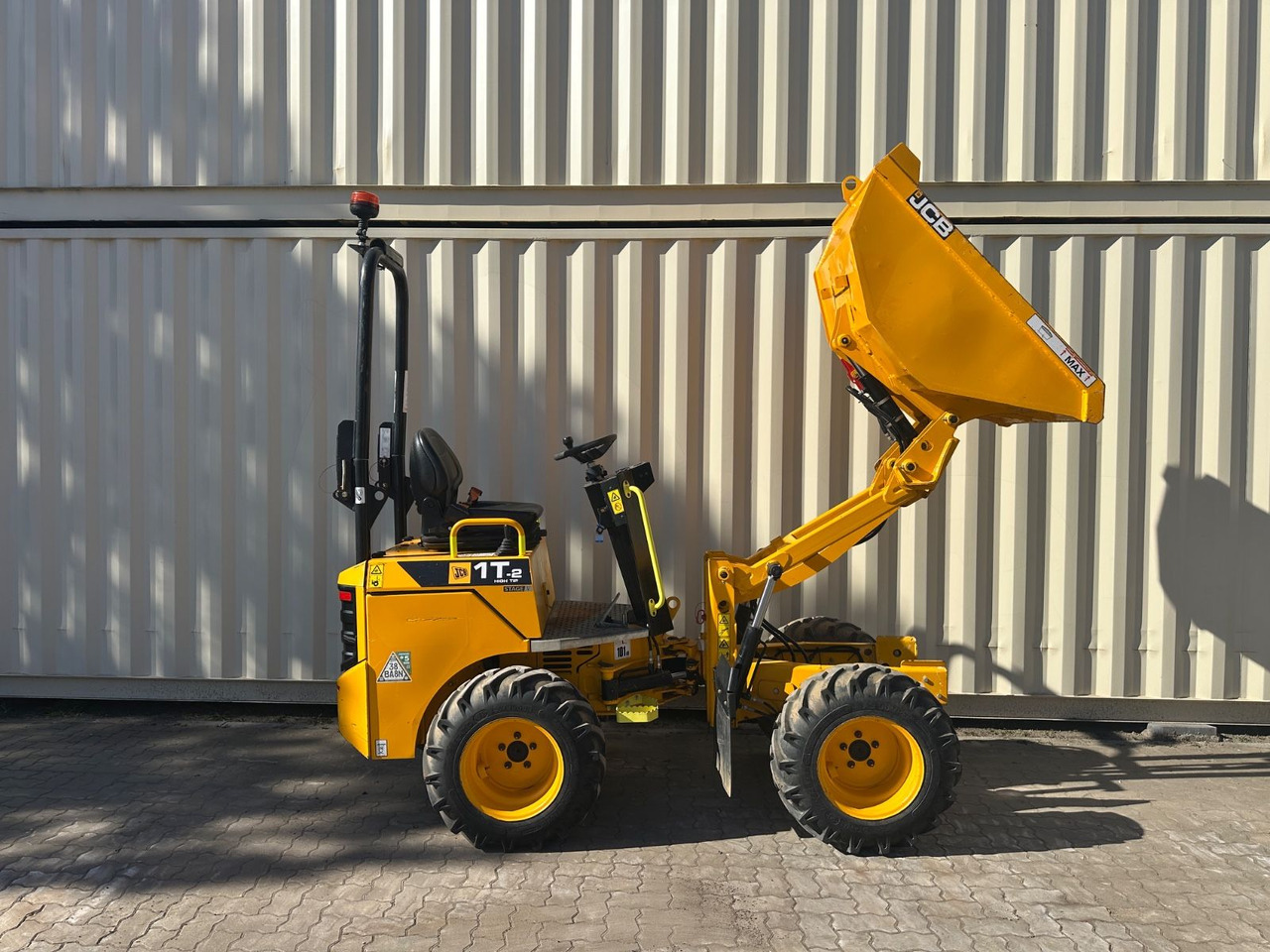 JCB 1T-2 High Tip Dumper, 440 Bh, 1.000 KG - Mini dumper: picture 5 JCB 1T-2 High Tip Dumper, 440 Bh, 1.000 KG - Mini dumper: picture 5