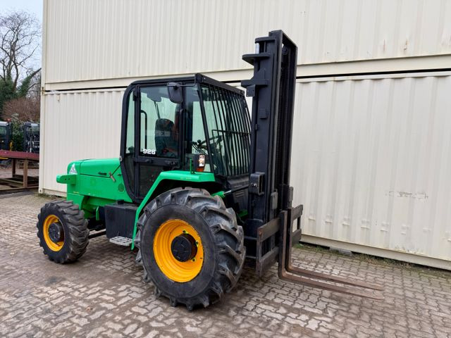 Leasing of JCB 926 4x4 / 2.600 KG / 1.048 H JCB 926 4x4 / 2.600 KG / 1.048 H: picture 8 Leasing of JCB 926 4x4 / 2.600 KG / 1.048 H JCB 926 4x4 / 2.600 KG / 1.048 H: picture 8