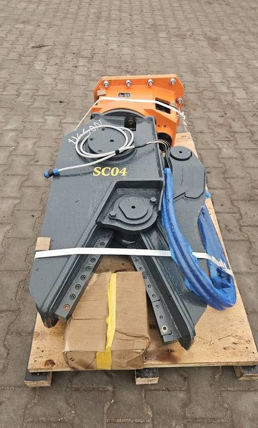 Nowe obrotowe nożyce wyburzeniowe do koparki 5-10 t szczęka krusząca - Demolition shears: picture 3 Nowe obrotowe nożyce wyburzeniowe do koparki 5-10 t szczęka krusząca - Demolition shears: picture 3