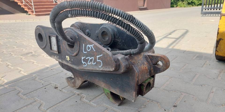 Szybkozłącze hydrauliczne Geith na sworzeń 45mm Kubota U50 - Quick coupler: picture 5 Szybkozłącze hydrauliczne Geith na sworzeń 45mm Kubota U50 - Quick coupler: picture 5