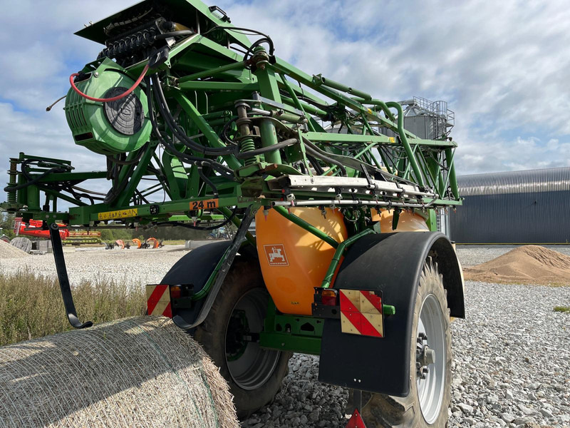 Amazone UX 4200 Special - Sprayer: picture 4 Amazone UX 4200 Special - Sprayer: picture 4