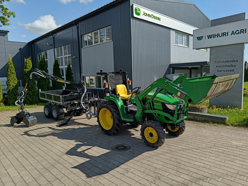 John Deere 3038E Vahva Jussi 400 - Farm tractor: picture 1 John Deere 3038E Vahva Jussi 400 - Farm tractor: picture 1