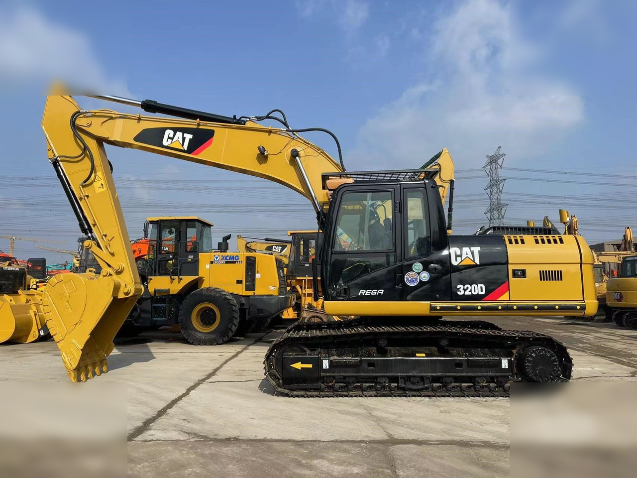 CATERPILLAR 320D - Crawler excavator: picture 1 CATERPILLAR 320D - Crawler excavator: picture 1