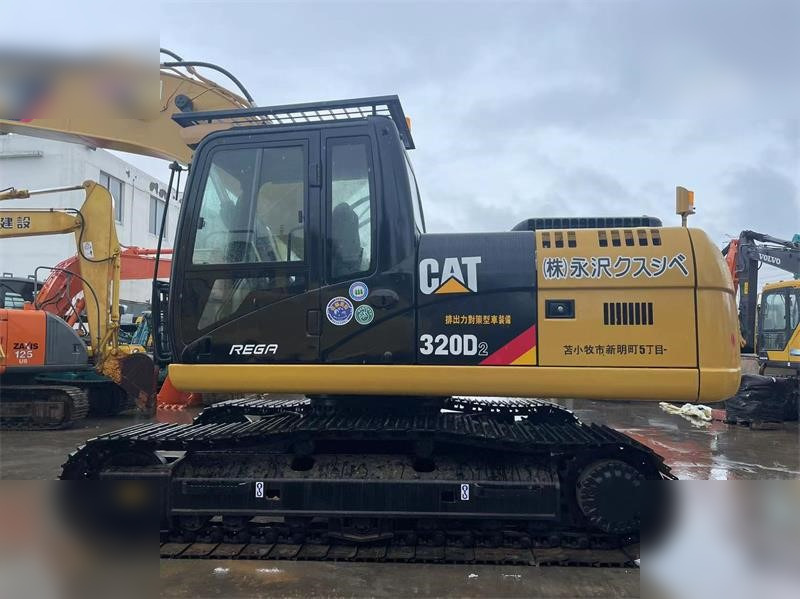 CATERPILLAR 320D2 - Crawler excavator: picture 4 CATERPILLAR 320D2 - Crawler excavator: picture 4