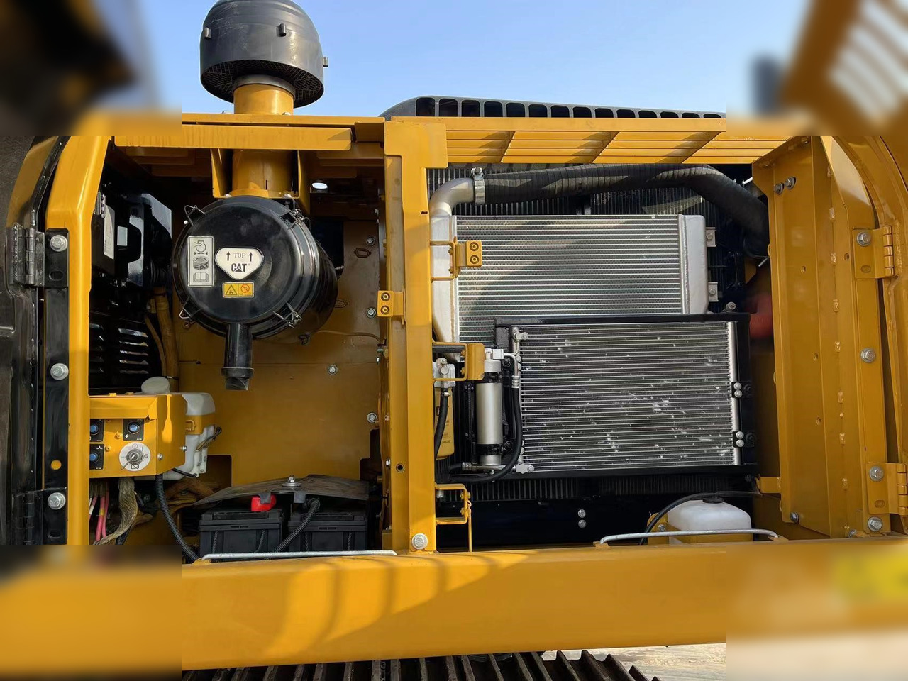Leasing of CATERPILLAR 320D2 CATERPILLAR 320D2: picture 6