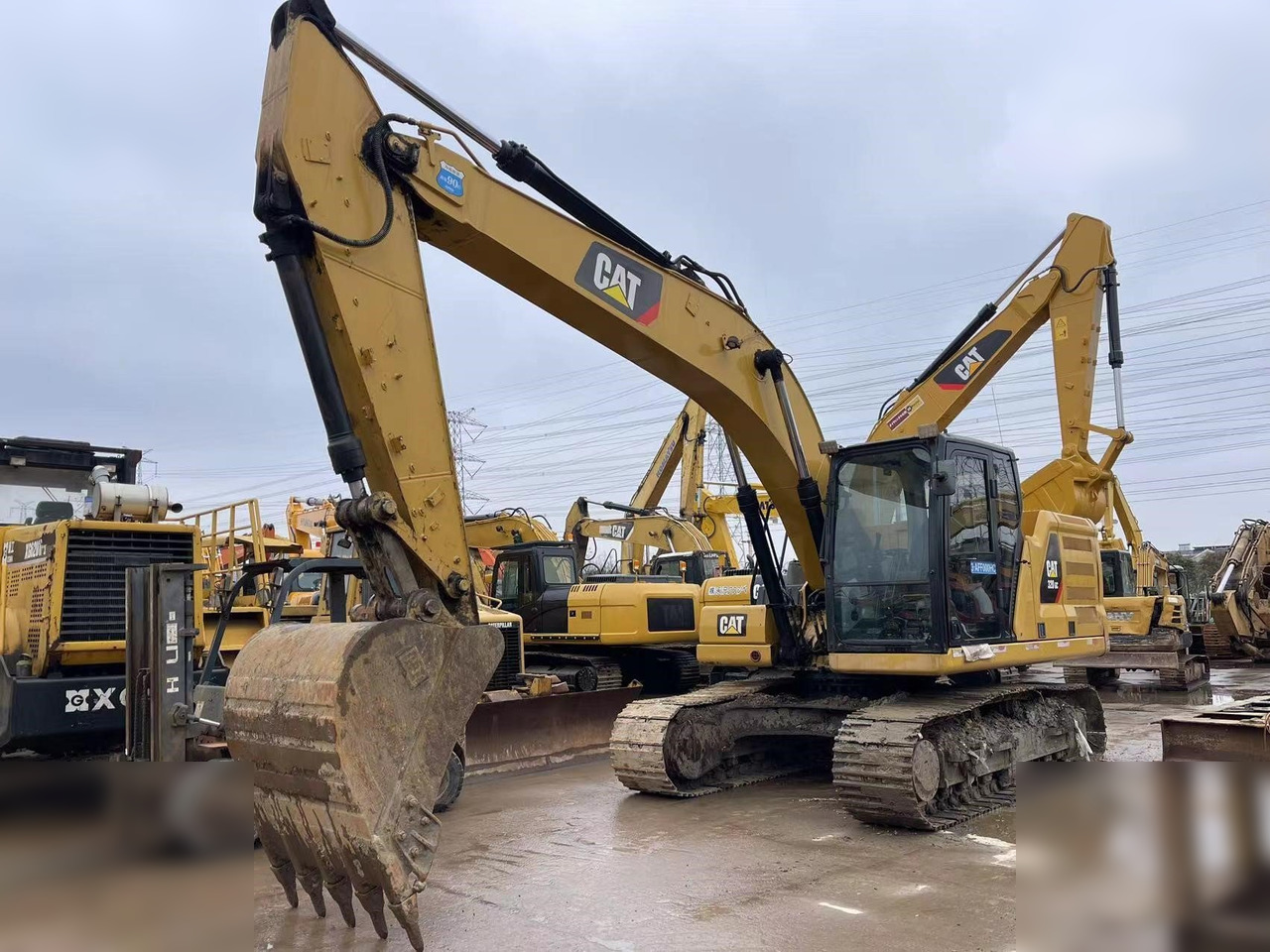 CATERPILLAR 320GC - Crawler excavator: picture 2 CATERPILLAR 320GC - Crawler excavator: picture 2