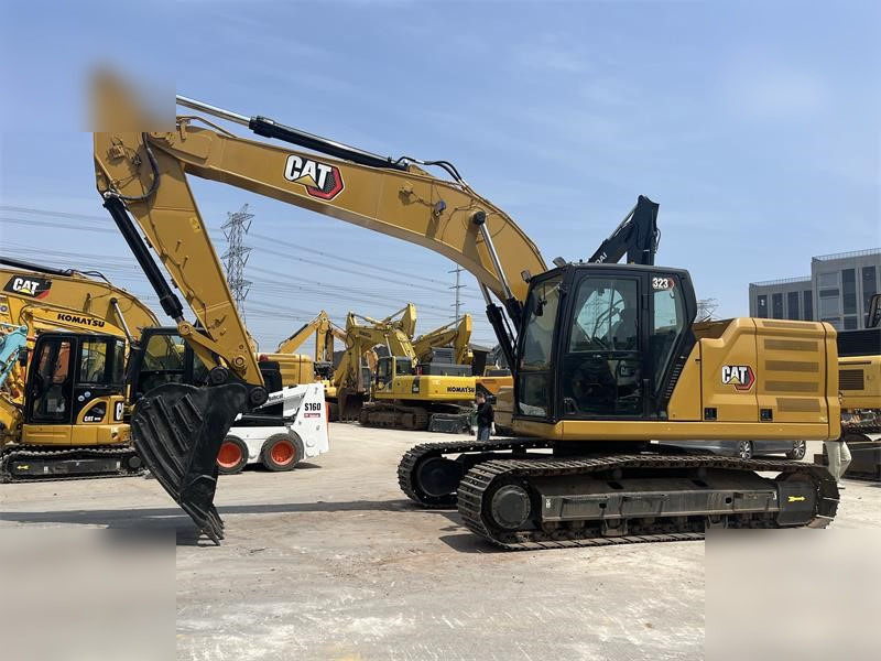 CATERPILLAR 323 - Crawler excavator: picture 1 CATERPILLAR 323 - Crawler excavator: picture 1