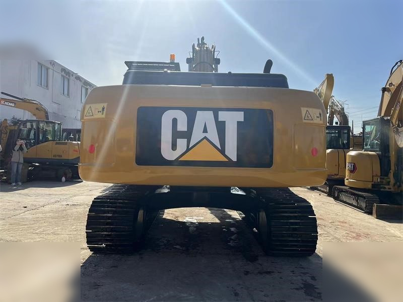 CATERPILLAR 324DL - Crawler excavator: picture 5 CATERPILLAR 324DL - Crawler excavator: picture 5