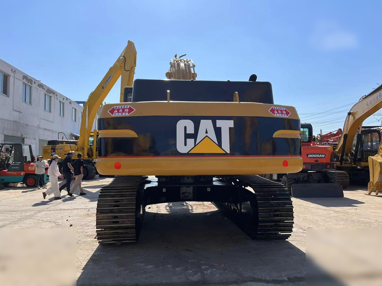 CATERPILLAR 330BL - Crawler excavator: picture 3 CATERPILLAR 330BL - Crawler excavator: picture 3