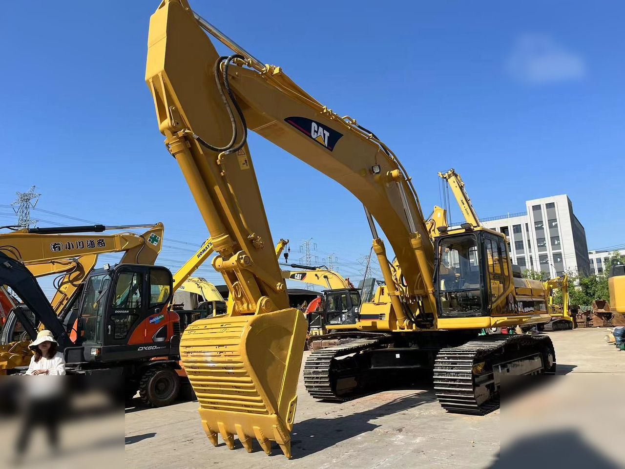 CATERPILLAR 330BL - Crawler excavator: picture 4 CATERPILLAR 330BL - Crawler excavator: picture 4