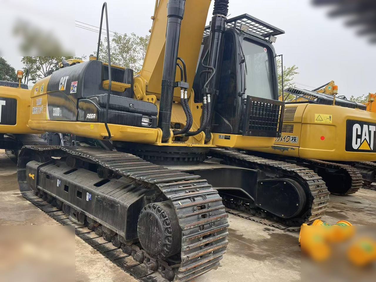 CATERPILLAR 330D2 - Crawler excavator: picture 5 CATERPILLAR 330D2 - Crawler excavator: picture 5