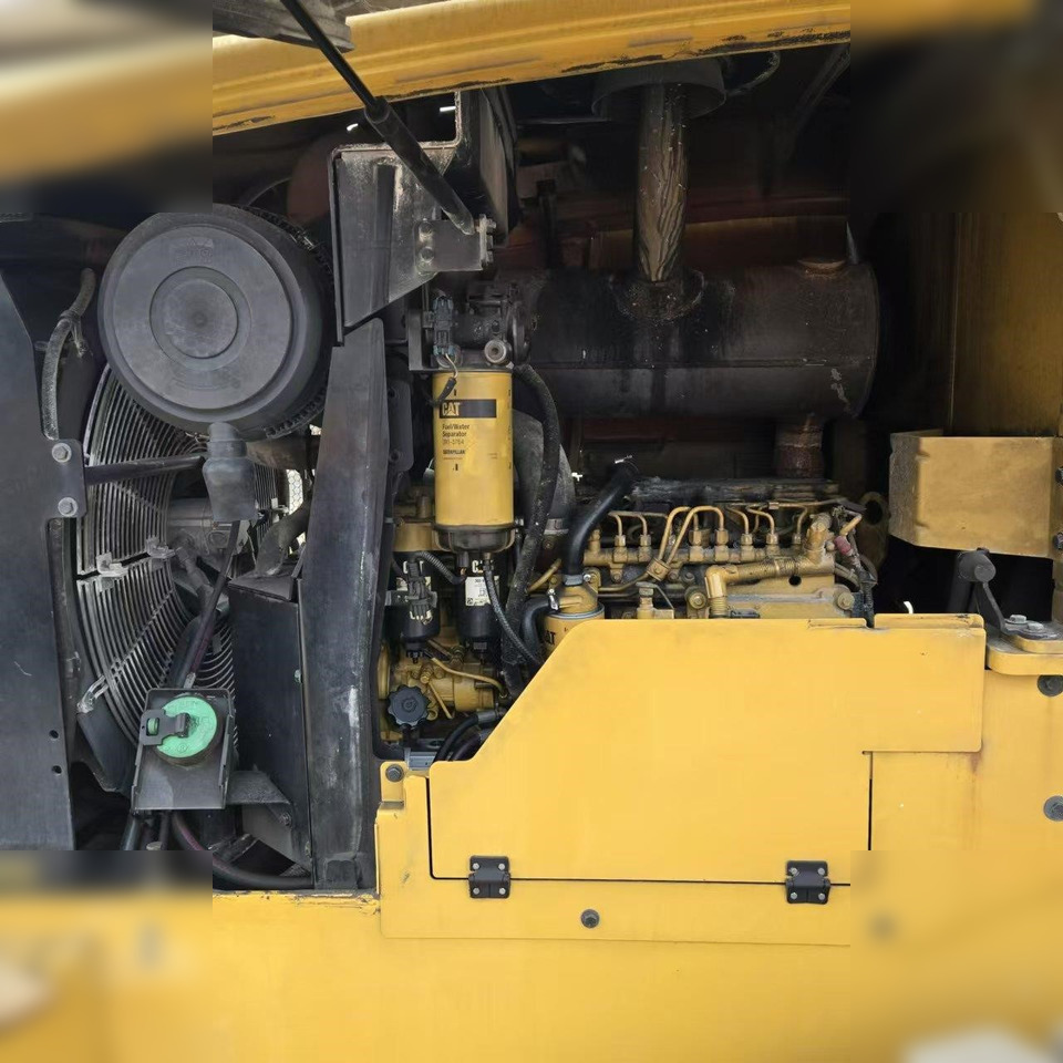 Wheel loader CATERPILLAR 924K: picture 7