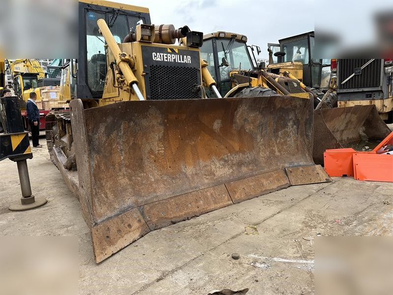 CATERPILLAR D6G2 XL - Bulldozer: picture 2 CATERPILLAR D6G2 XL - Bulldozer: picture 2