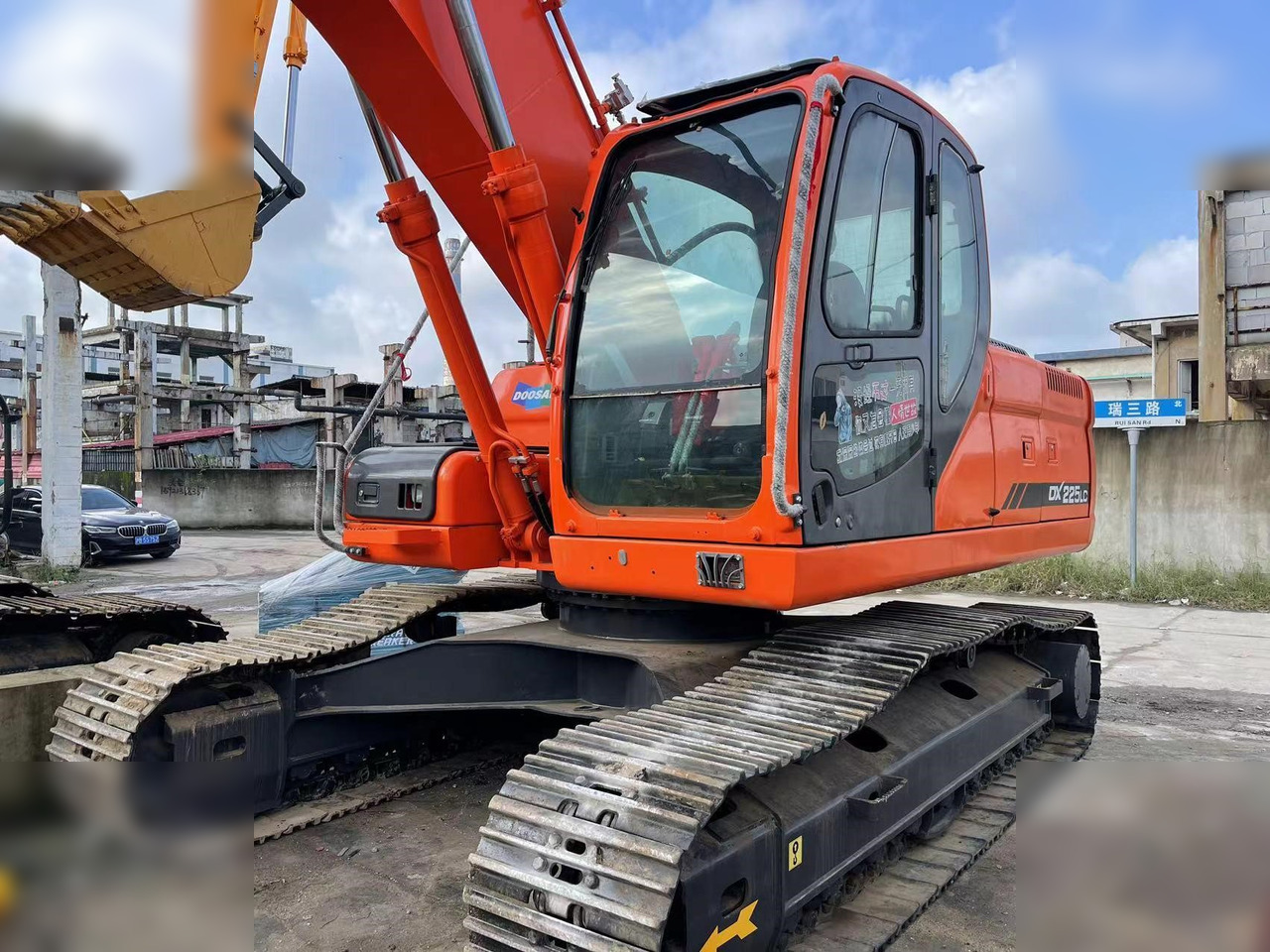 DOOSAN DX225 LCA - Crawler excavator: picture 3 DOOSAN DX225 LCA - Crawler excavator: picture 3