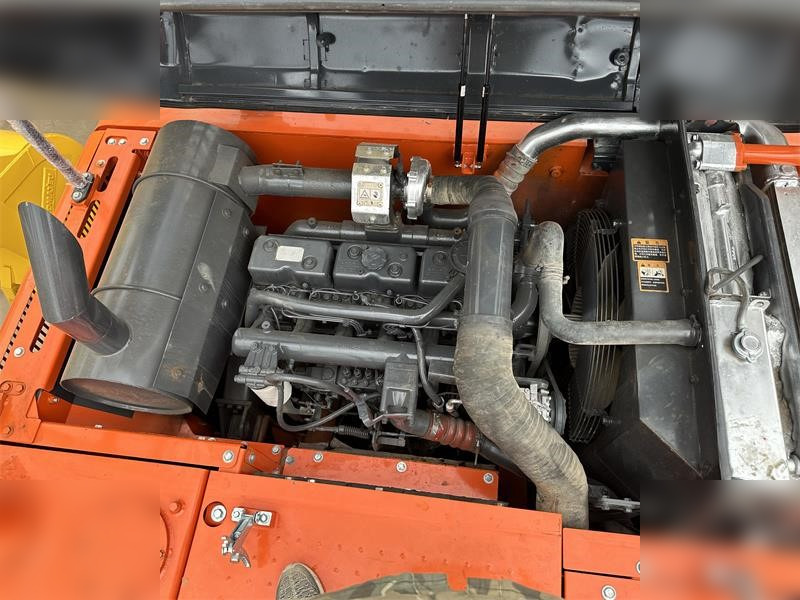 Crawler excavator DOOSAN DX260 LC: picture 9