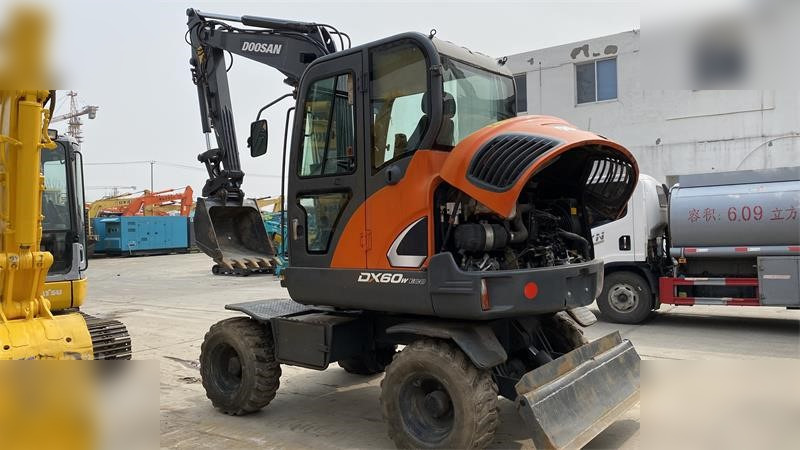 DOOSAN DX60W ECO - Wheel excavator: picture 4 DOOSAN DX60W ECO - Wheel excavator: picture 4