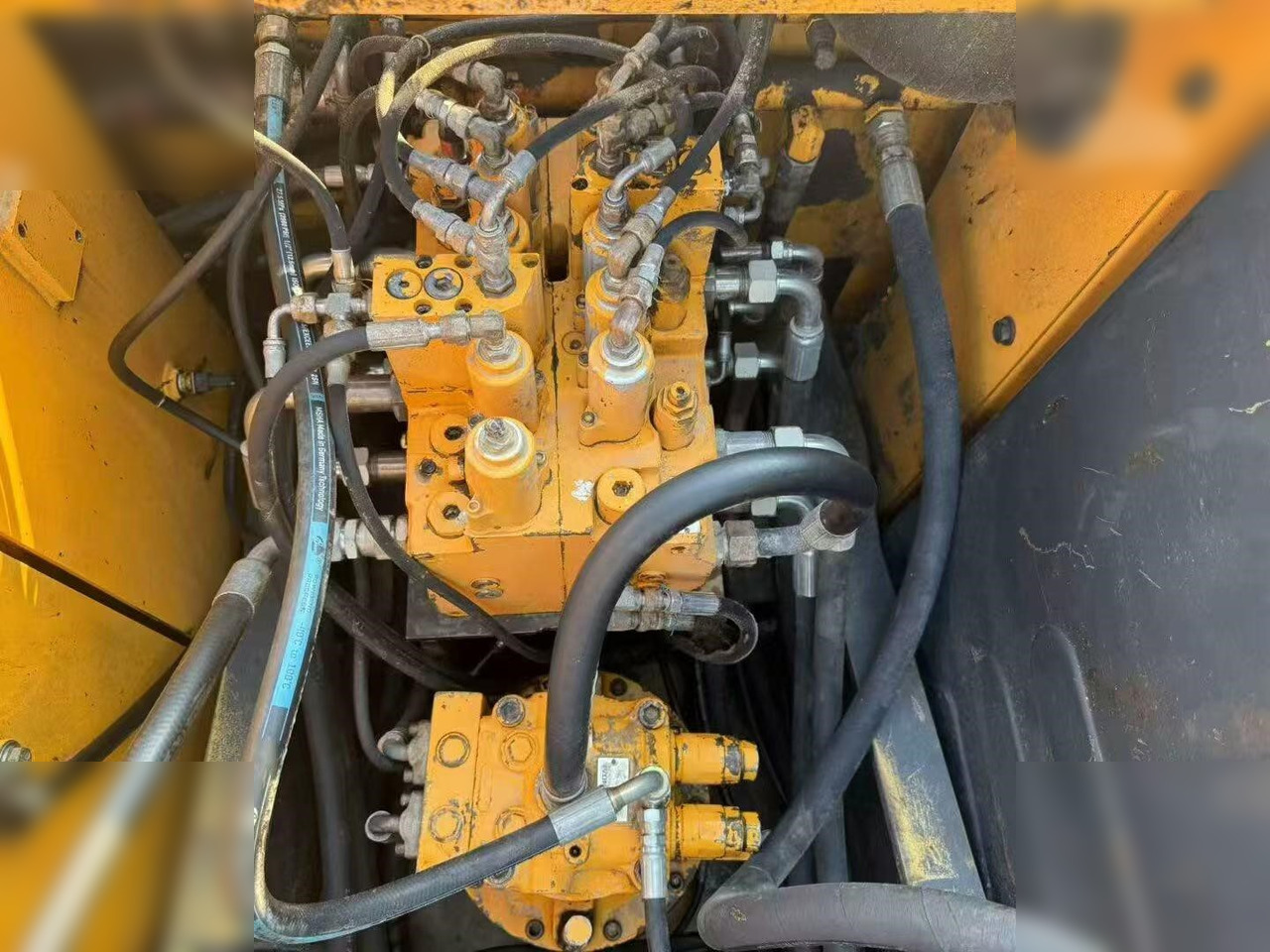 HYUNDAI ROBEX 150W-7A - Wheel excavator: picture 5 HYUNDAI ROBEX 150W-7A - Wheel excavator: picture 5