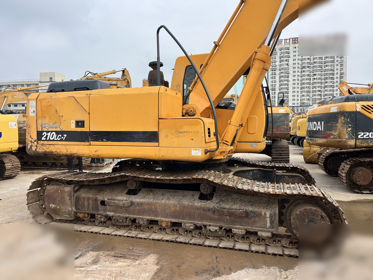 HYUNDAI ROBEX 210 LC-7 - Crawler excavator: picture 4 HYUNDAI ROBEX 210 LC-7 - Crawler excavator: picture 4