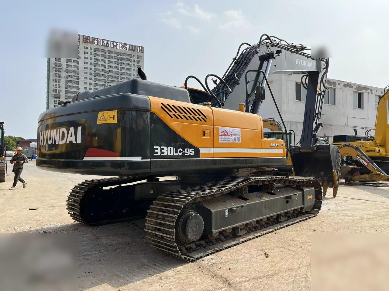 HYUNDAI ROBEX 330 LC-9S - Crawler excavator: picture 2 HYUNDAI ROBEX 330 LC-9S - Crawler excavator: picture 2