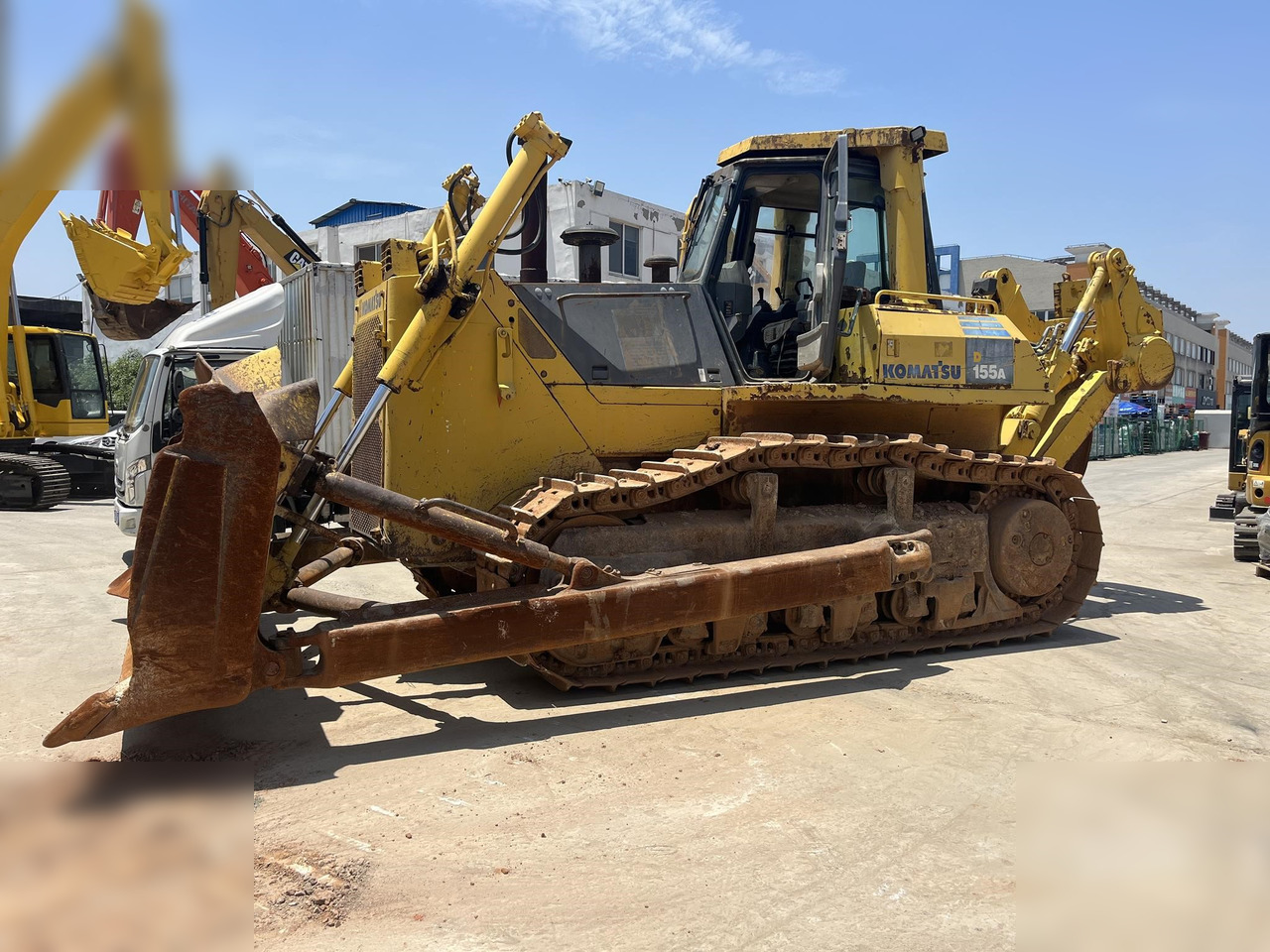 KOMATSU D155A-5 - Bulldozer: picture 2 KOMATSU D155A-5 - Bulldozer: picture 2