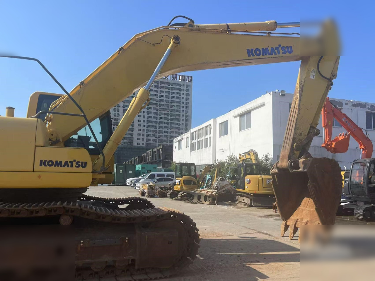 KOMATSU PC400-8 - Crawler excavator: picture 4 KOMATSU PC400-8 - Crawler excavator: picture 4