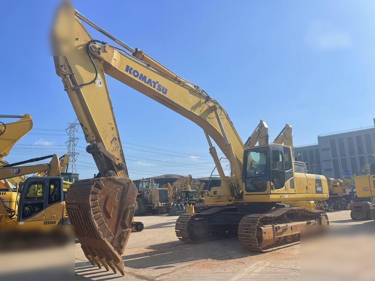 KOMATSU PC400-8 - Crawler excavator: picture 3 KOMATSU PC400-8 - Crawler excavator: picture 3