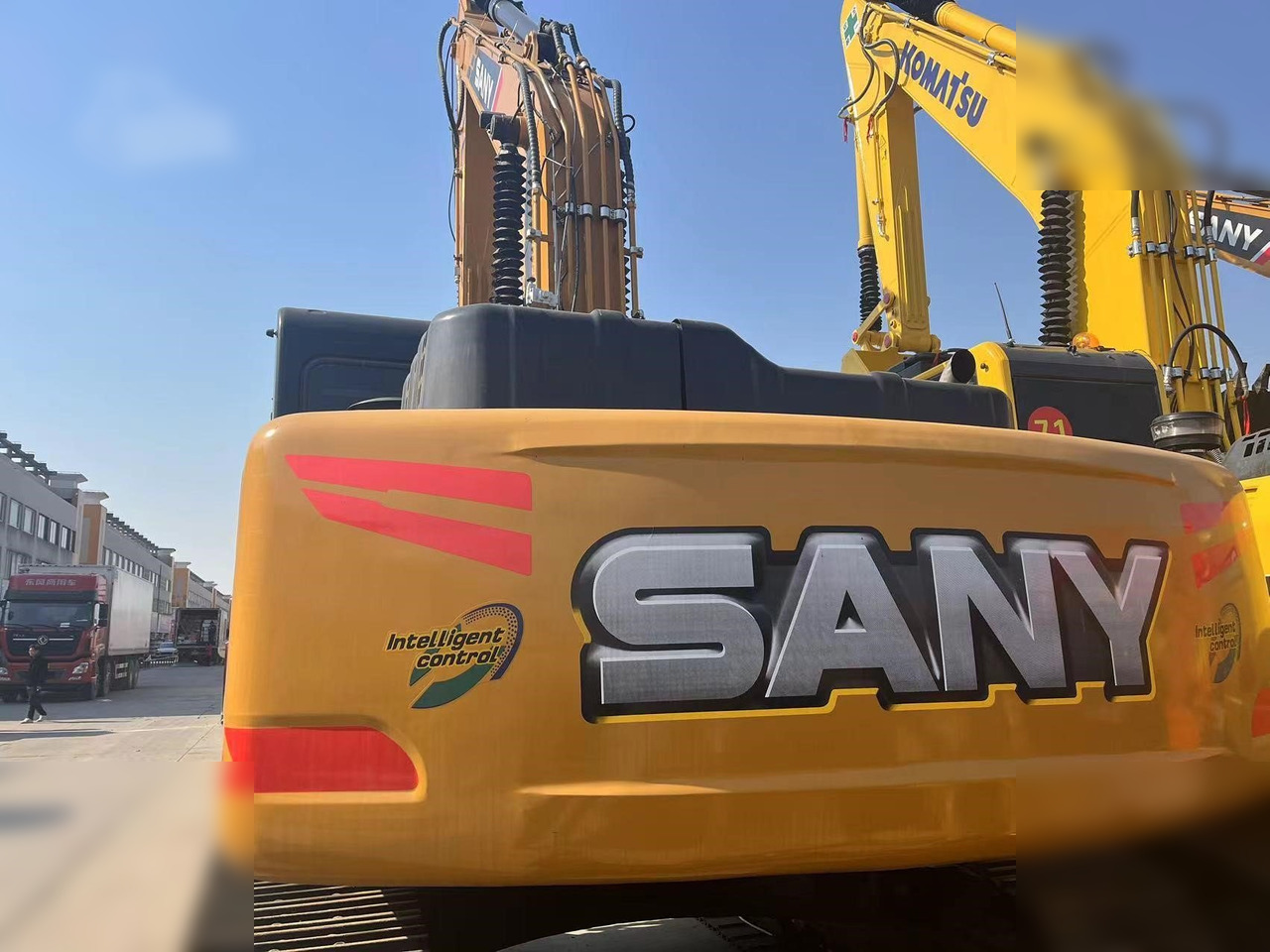 SANY SY215C - Crawler excavator: picture 2 SANY SY215C - Crawler excavator: picture 2
