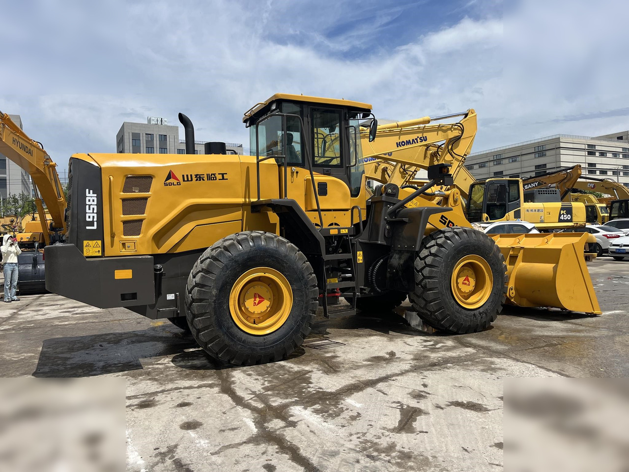 SDLG L958F - Wheel loader: picture 1 SDLG L958F - Wheel loader: picture 1