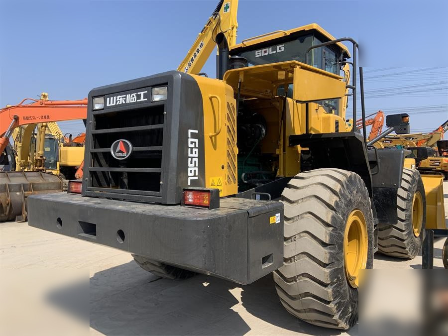 SDLG LG956L - Wheel loader: picture 3 SDLG LG956L - Wheel loader: picture 3